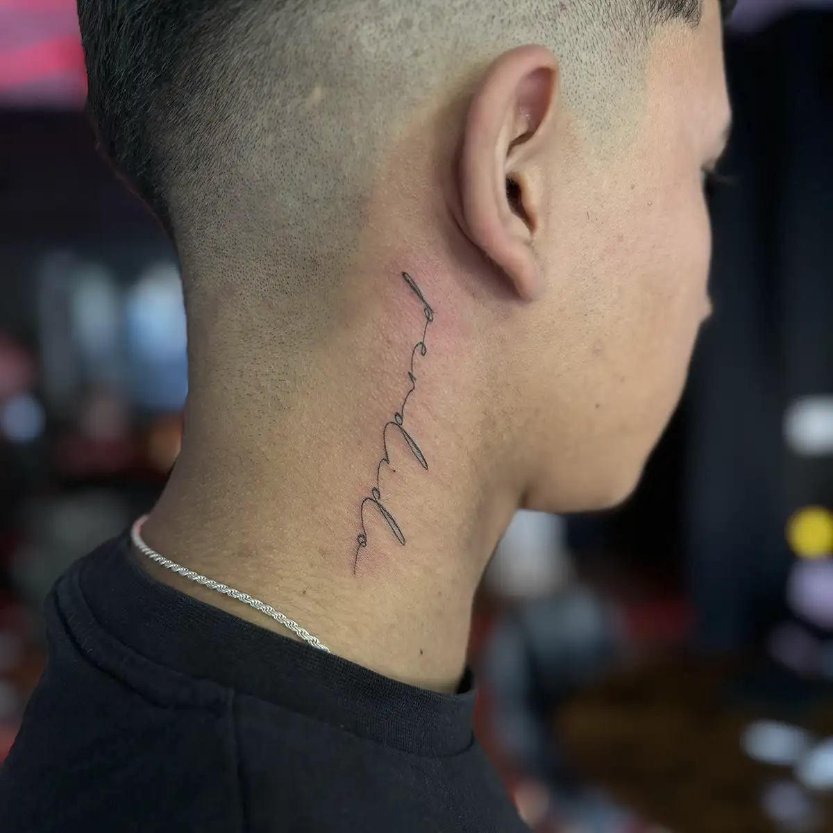 uri-ortiz-tattoo-fine-line-03